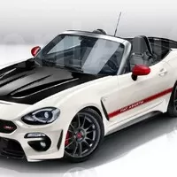 Autíčkářův týden: Oturbený trabant a adventní drift v Nissanu