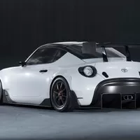 Toyota S-FR jako nasupený závodní drobeček