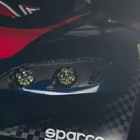 Peugeot vyjíždí na Dakar se širším a nižším speciálem