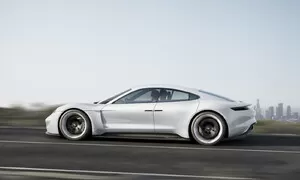 Autíčkář futurista, Novinky: Elektrické Porsche jde do výroby, na trh se dostane v roce 2020