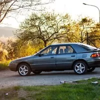 Autíčkář za volantem: Mazda 323F GT