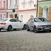 Škoda Superb vs. Mercedes-Benz C220CDI: Je to o značce či o velikosti?
