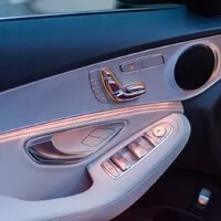 Škoda Superb vs. Mercedes-Benz C220CDI: Je to o značce či o velikosti?