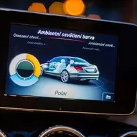 Škoda Superb vs. Mercedes-Benz C220CDI: Je to o značce či o velikosti?