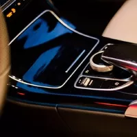 Škoda Superb vs. Mercedes-Benz C220CDI: Je to o značce či o velikosti?