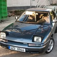 Autíčkář za volantem: Mazda 323F GT