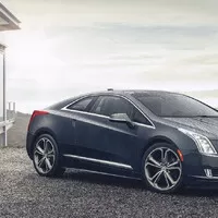 Autíčkářův týden: Requiem za elektrický Cadillac a desetiválcové libreto v podání Lamborghini