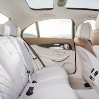 Nový Mercedes třídy E je definitivně venku