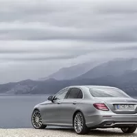 Nový Mercedes třídy E je definitivně venku