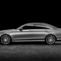 Nový Mercedes třídy E je definitivně venku