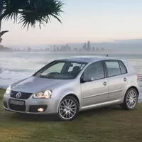 Jak staré auto na každodenní ježdění?