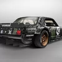 Lewis Hamilton si dělal zálusk na Hoonicorn Kena Blocka