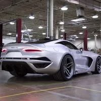 Nový Force 1 Henrika Fiskera je převlečený SRT Viper