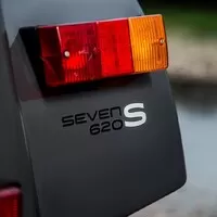 Caterham představil verzi 620S „pro sraby“