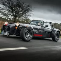 Caterham představil verzi 620S „pro sraby“