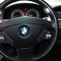 BMW 745d: Kosmická loď z minulosti