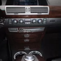 BMW 745d: Kosmická loď z minulosti