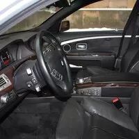BMW 745d: Kosmická loď z minulosti