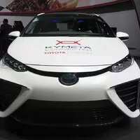 Autíčkářův týden: Satelitní Toyota a 900 koní na sněhu