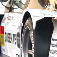 Věřte tomu nebo ne, nová závodní Toyota je Prius