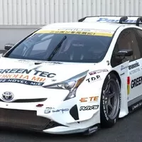 Věřte tomu nebo ne, nová závodní Toyota je Prius