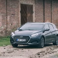Hyundai i40: Služebák velkoústý