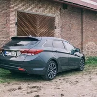 Hyundai i40: Služebák velkoústý