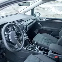 Volkswagen Touran 2.0 TDI: Efektivita pro sedm