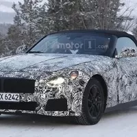 Autíčkářův týden: Je libo BMW Z5 nebo pojízdný šmajchl-kabinet?