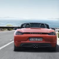 Faceliftované Porsche 718 Boxster je tady