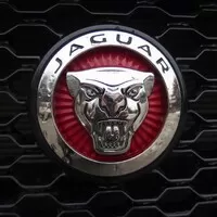 Jaguar XF 2.0: Kočka bez drápů