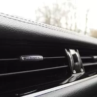 Jaguar XF 2.0: Kočka bez drápů