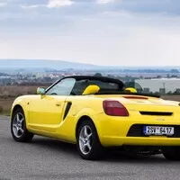 Autíčkář se ptá: Jaký roadster koupit?