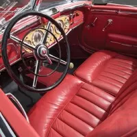 Úchvatný předválečný Mercedes je nejdražším autem arizonských aukcí