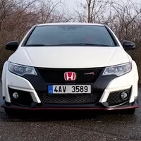 Honda Civic Type R: Jako břit