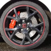 Honda Civic Type R: Jako břit