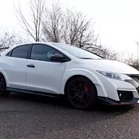 Honda Civic Type R: Jako břit
