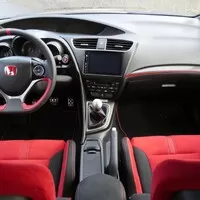 Honda Civic Type R: Jako břit
