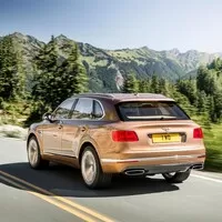 Bentayga kupé: X6 od Bentley? Fotbalistův sen?