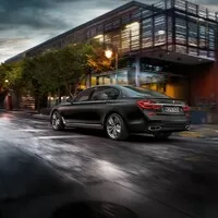 BMW řady 7 konečně s „M“ na zádi