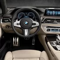 BMW řady 7 konečně s „M“ na zádi