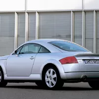 Aerodynamika automobilů: Genialita běžným okem neviditelná