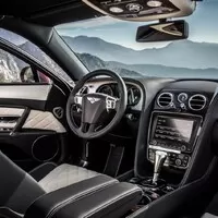 Bentley uvádí třetí verzi limuzíny Flying Spur