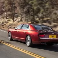 Bentley uvádí třetí verzi limuzíny Flying Spur