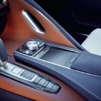 Lexus zítřka přináší technologie včerejška