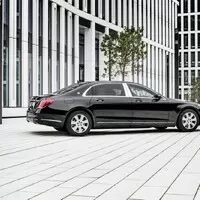 Mercedes-Maybach S600 Guard: Vůz neprůstřelného autíčkáře