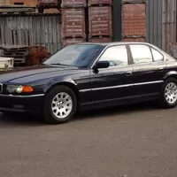 Bazarový snílek: BMW 735i