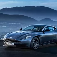 Nové fotky Astonu Martin DB11: Že by konečně?