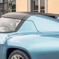 Autíčkář se ptá: Je hezčí originální Alfa Romeo 8C, nebo Disco Volante?