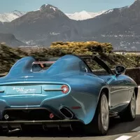 Autíčkář se ptá: Je hezčí originální Alfa Romeo 8C, nebo Disco Volante?